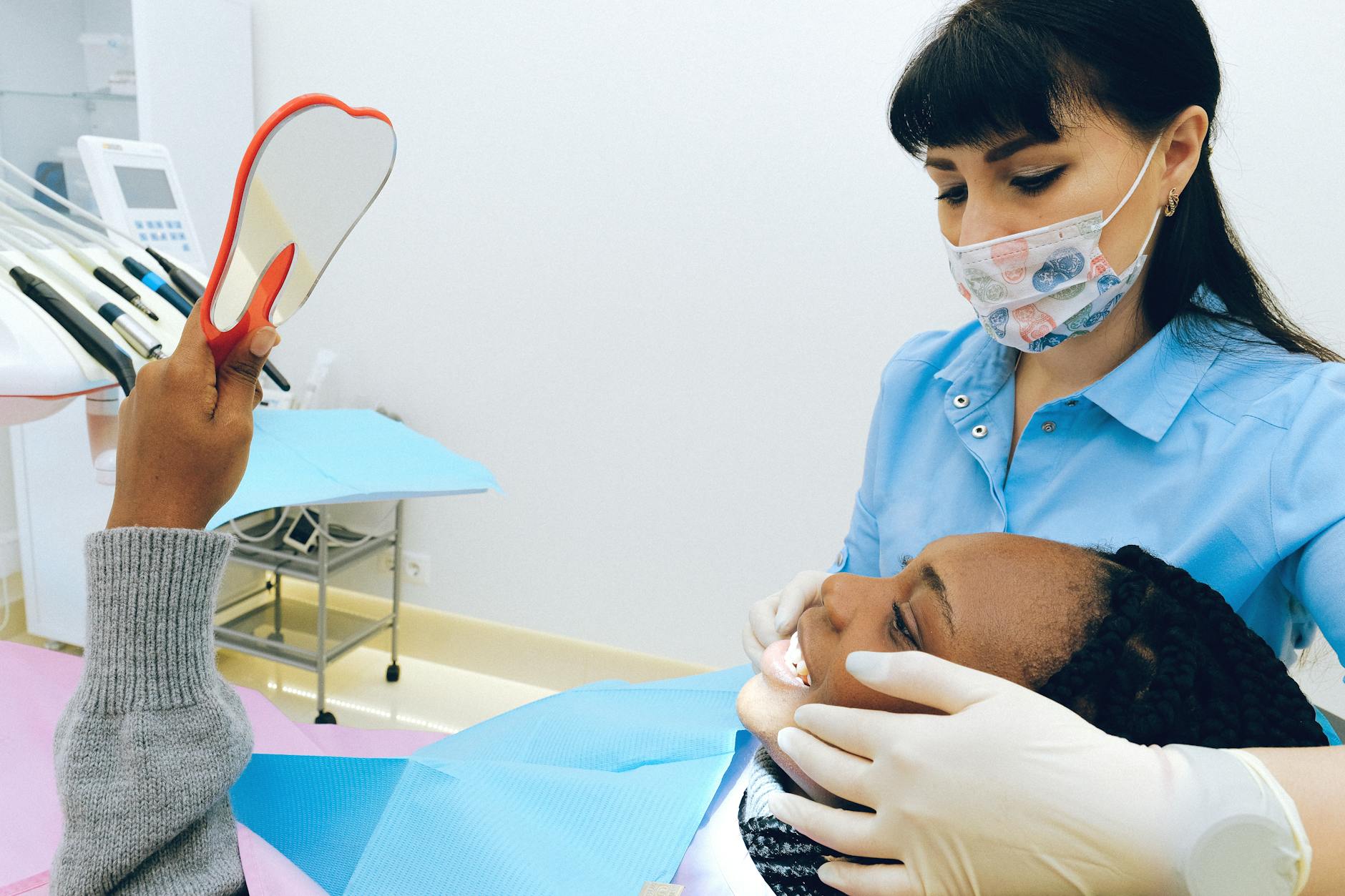 Periodontal Care in Holiday